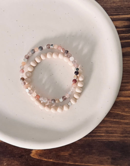 Natural fossil stone and berry quartz bracelet